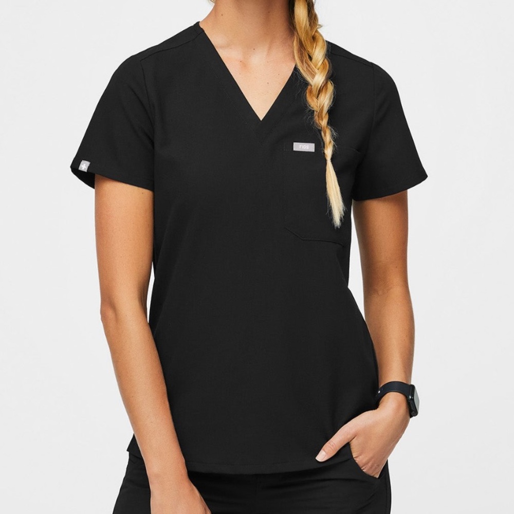 Figs Catarina One Pocket Scrub Top